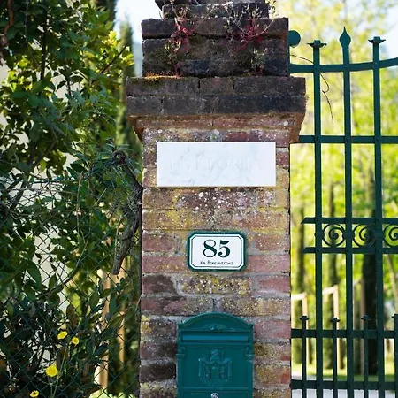 Villa Viloca Βίλα Camaiore